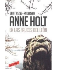 EN LAS FAUCES DEL LEON