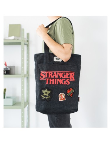 BOLSO DE TELA PREMIUM STRANGER THINGS MERCHANDISING34,95 €34,95 €  ... BOLSO DE TELA PREMIUM STRANGER THINGS MERCHANDISING34,95 €34,95 €  ...