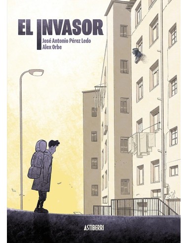 EL INVASOR 9788419670557 ASTIBERRI 18,00 €