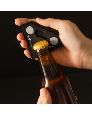 IMAN CON ABREBOTELLAS DC COMICS SUPERMAN  8435747815167 IMAN CON ABREBOTELLAS DC COMICS SUPERMAN  8435747815167