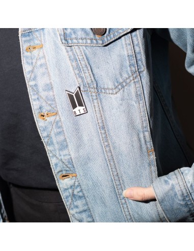 PIN BTS LOGO 8435747831709